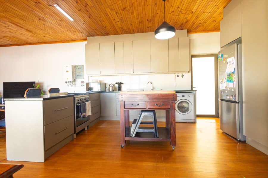To Let 3 Bedroom Property for Rent in Fairfield Estate Western Cape
